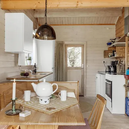 2 Bedroom Pet Friendly In
