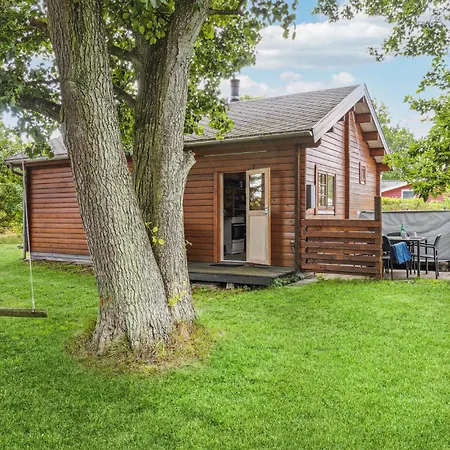 2 Bedroom Pet Friendly In *