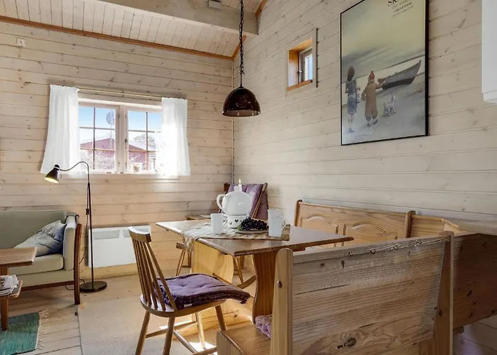 2 Bedroom Pet Friendly In